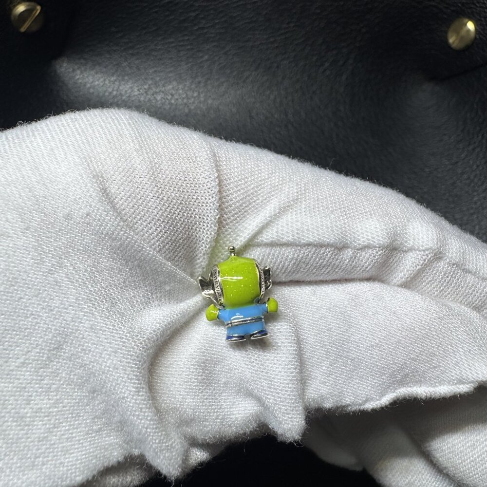 Pandora Disney Pixar Toy Story Alien Charm - Picture 2 of 4